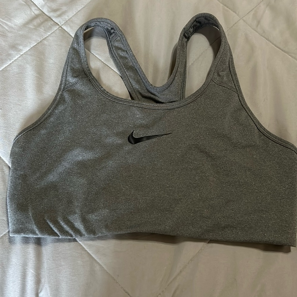 Heather Gray Nike women’s sports bra size L